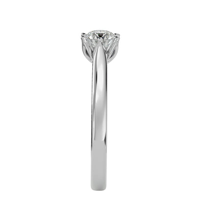 Heart motif diamond engagement ring
