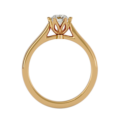 Heart motif diamond engagement ring