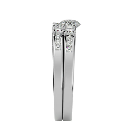 Majestic Love engagement ring & matching band