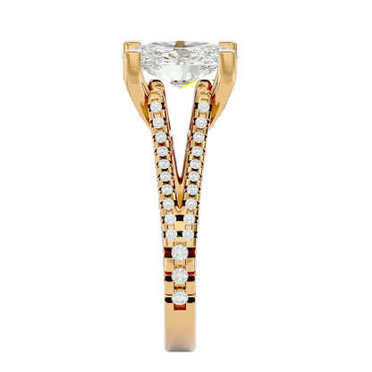 Oval split shank diamond engagement ring
