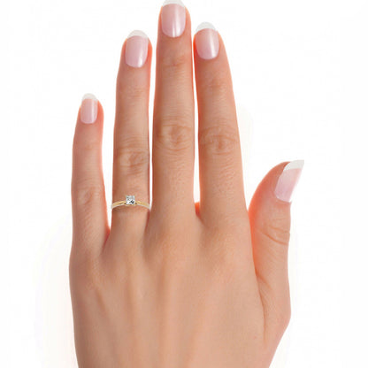 Magnolia Solitaire diamond engagement ring