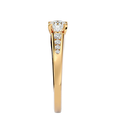 Amarna diamond engagement ring