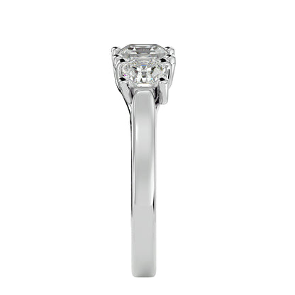 Gülben side octagon diamond engagement ring