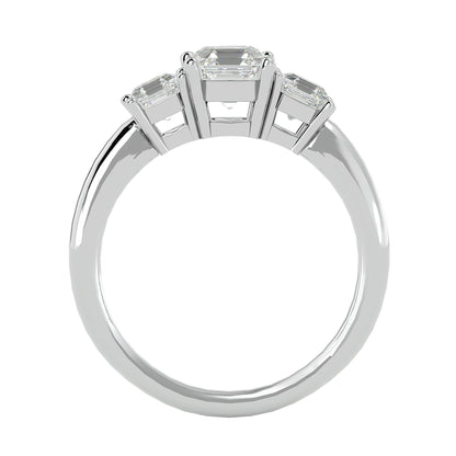 Rüya side emerald diamond engagement ring